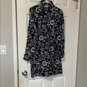 Floral navy blue and White button down Dress